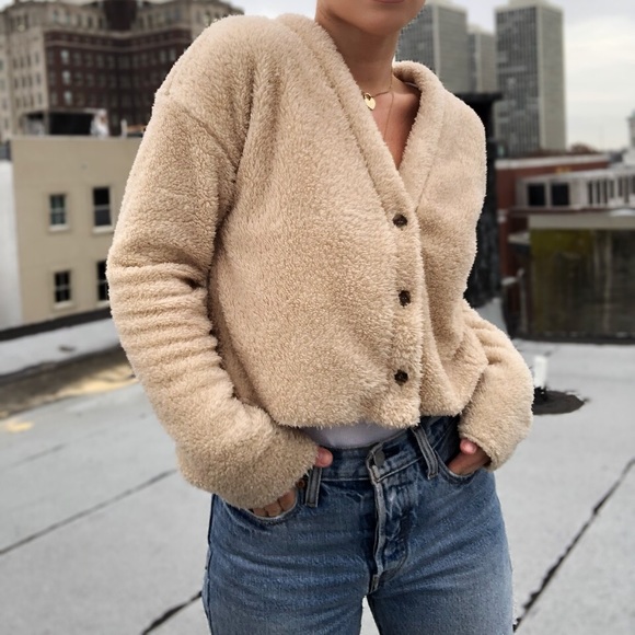 🆕Solange Nude Teddy Cardigan - Picture 7 of 8